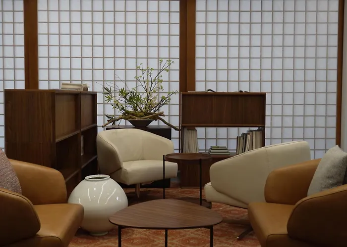 Hotel Bukchon Binkwan By Rakkojae Seoul